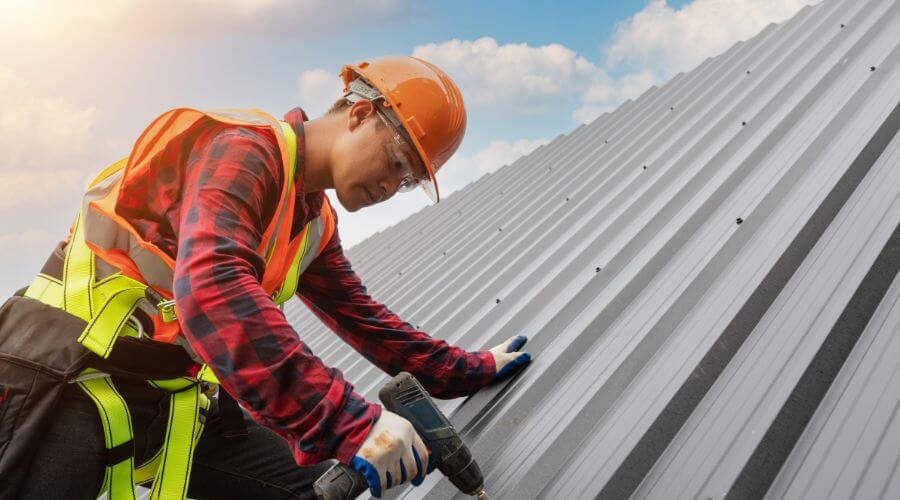 Professional Emergency Roof Repairs services in Saint Michael, AK